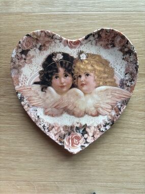 Esley Collection Pink Floral Cherub Heart Wall Art